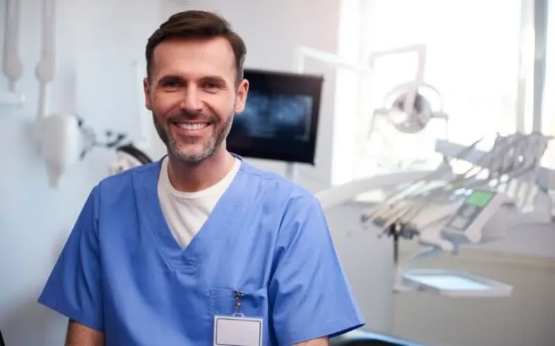 cursos de marketing para odontologos - Cómo promocionar tratamientos dentales