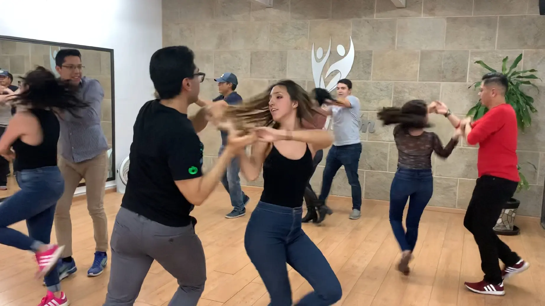 curso de salsa - Cómo se llaman los pasos básicos de salsa