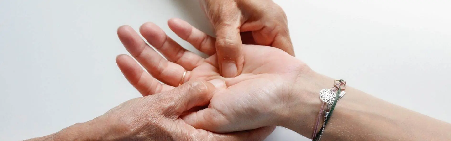 <b>Digitopuntura</b>: Cursos, Técnicas y Todo lo que Necesitas Saber - Cuándo no se debe utilizar la digitopuntura digitopuntura cursos - Cuándo no se debe utilizar la digitopuntura