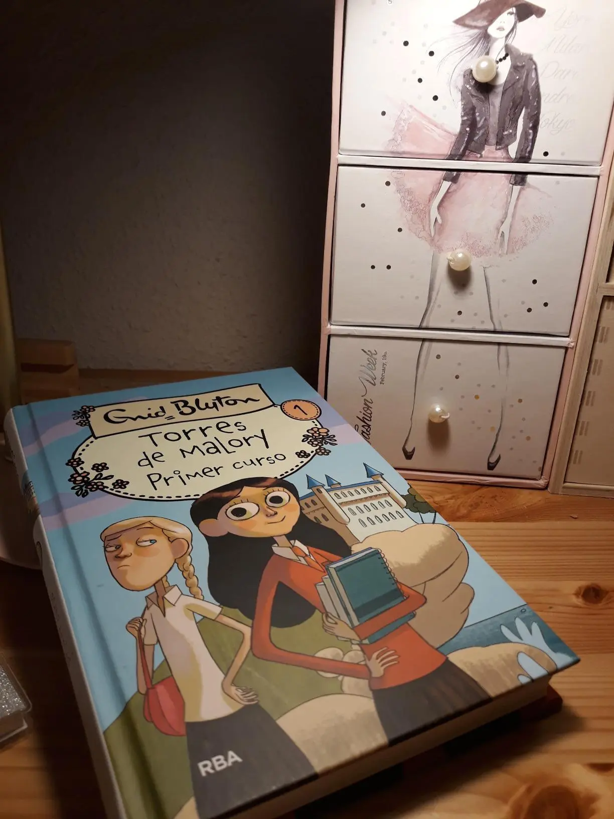 Cuarto Curso en Torres de Malory: Aventuras y Amistades en el Internado - Cuántas páginas tiene Torres de Malory cuarto curso en torres de malory - Cuántas páginas tiene Torres de Malory