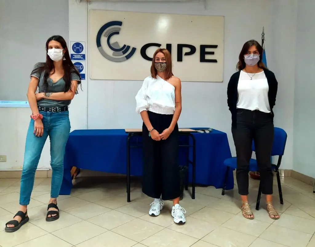 cursos aeropuerto ezeiza - Cuánto cobra un empleado del aeropuerto de Ezeiza