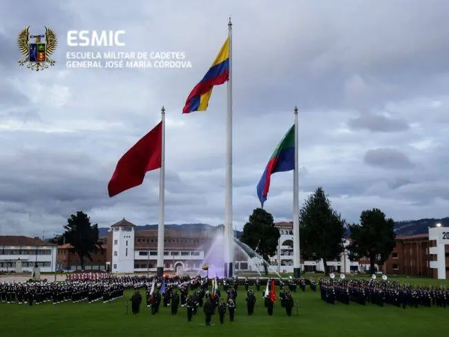 curso de oficial del ejercito - Cuánto cuesta el curso de Oficial del ejército en Colombia