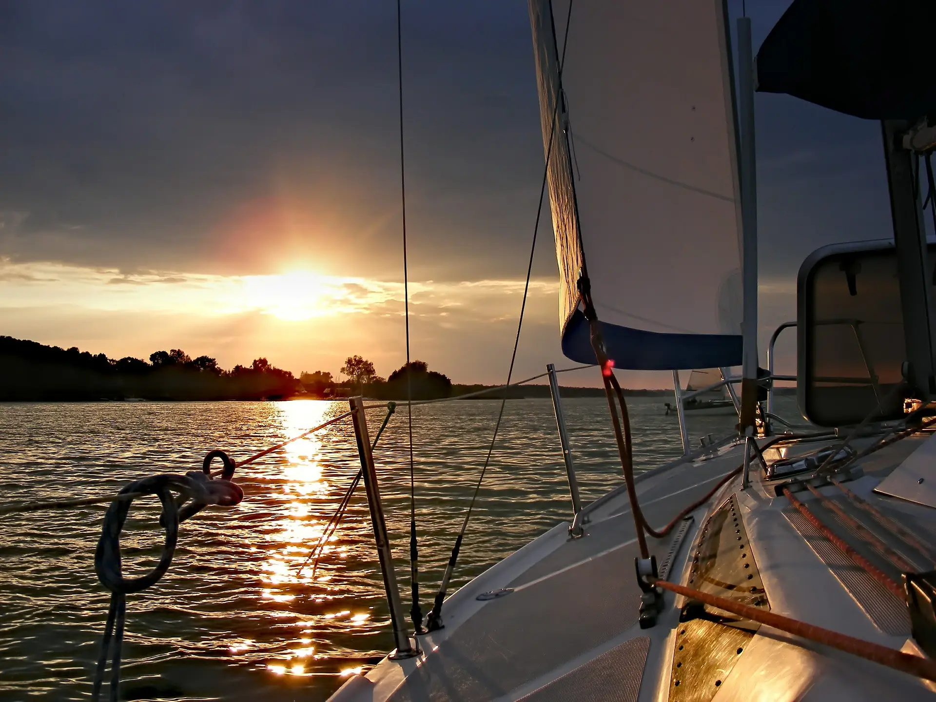 curso para navegar veleros - Cuánto cuesta practicar vela