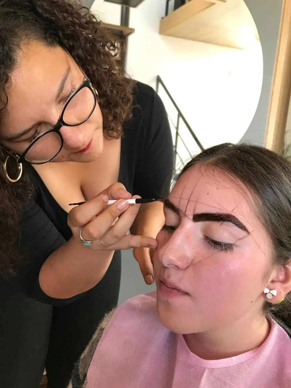 curso de pestañas y cejas - Cuánto dura un curso de cejas y pestañas