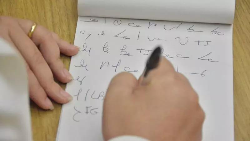 curso de taquigrafía - Cuántos signos tiene el alfabeto taquigráfico