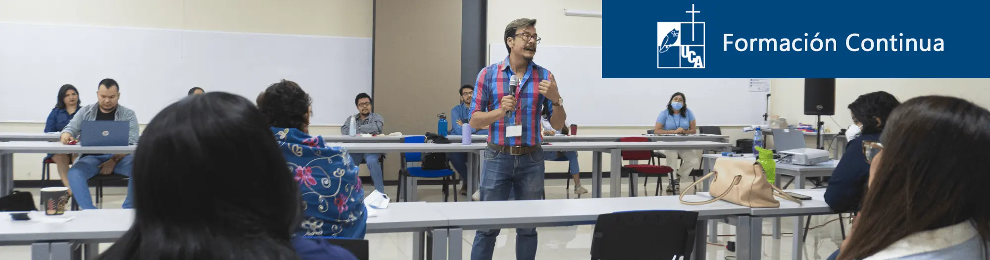 uca cursos y talleres - Qué carreras hay en la UCA El Salvador