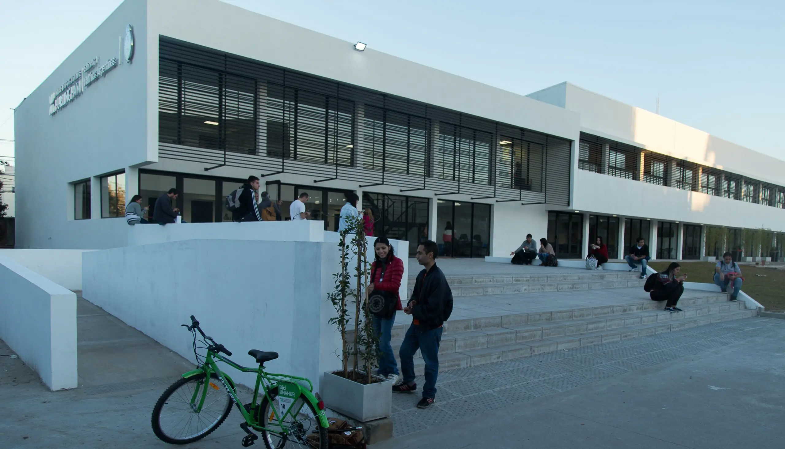 unahur cursos - Qué carreras se cursan en la Universidad de Hurlingham