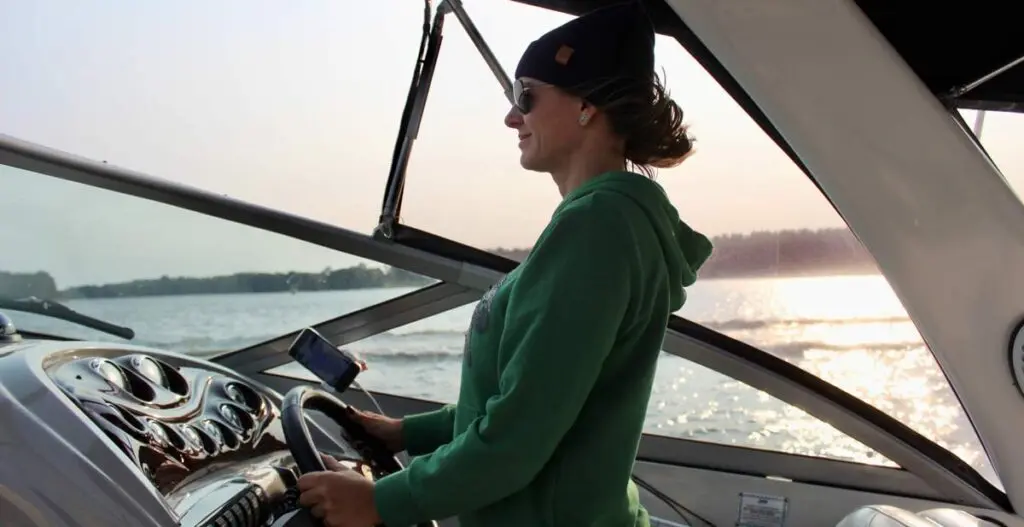 Curso Lancha: Guía Completa de Precios, Licencias y Requisitos - Qué necesitas para conducir una lancha curso lancha - Qué necesitas para conducir una lancha