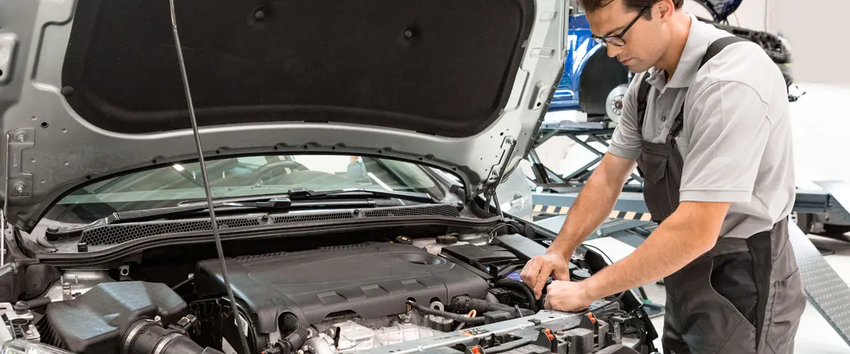 Curso Reparación de Motores de Arranque y Alternadores - Qué procedimiento se debe seguir para dar mantenimiento al motor de arranque curso reparacion de motores de arranque y alternadores - Qué procedimiento se debe seguir para dar mantenimiento al motor de arranque