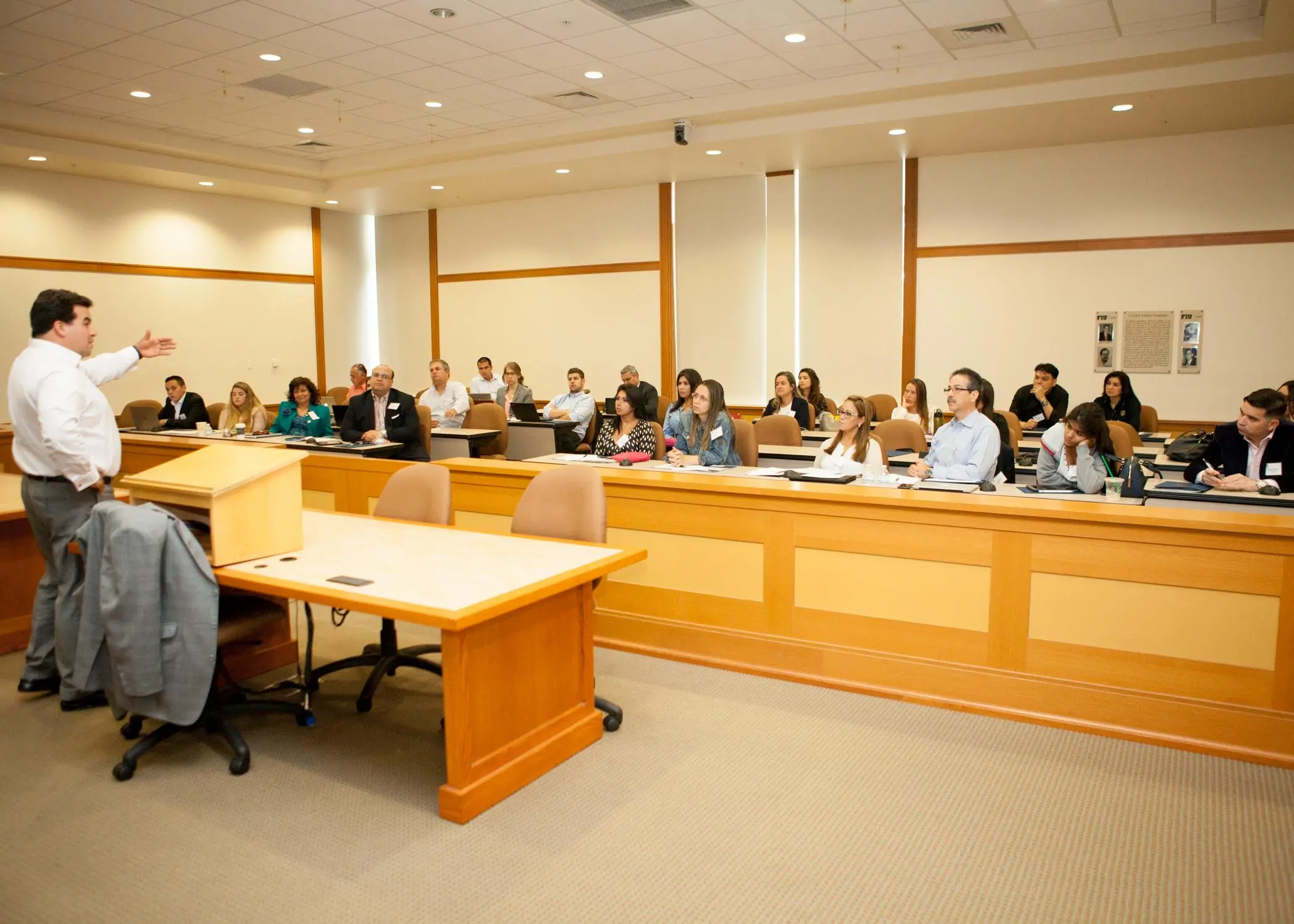 cursos de derecho en estados unidos - Qué rama de derecho es mejor pagada en Estados Unidos