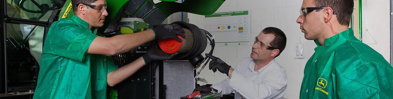 cursos john deere - Qué tan bueno es trabajar en John Deere