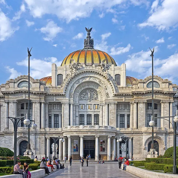 asociacion amigos del museo de bellas artes cursos - Qué tipo de arte tiene el Museo de Bellas Artes