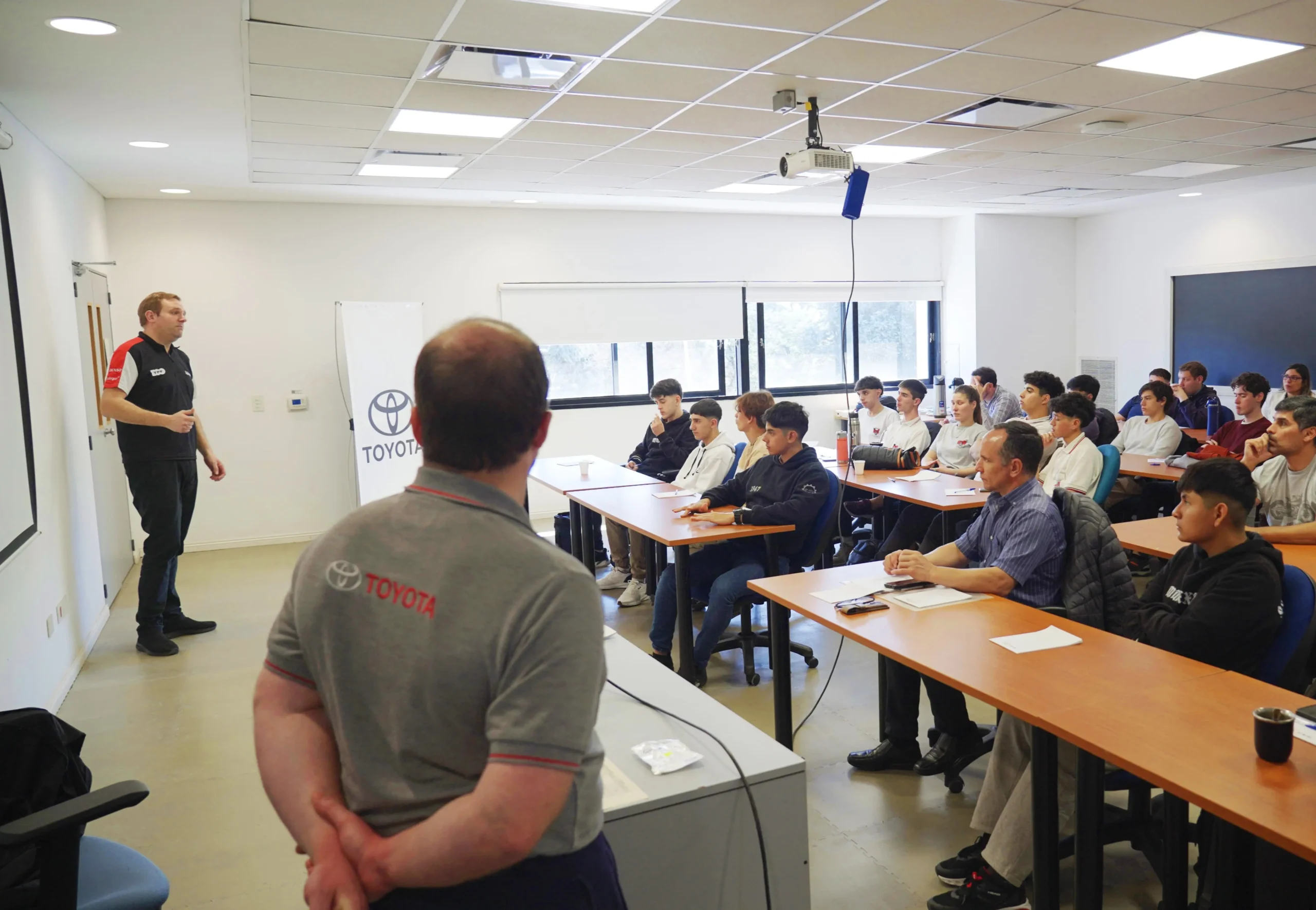cursos toyota argentina - Qué Toyota se hace en Argentina
