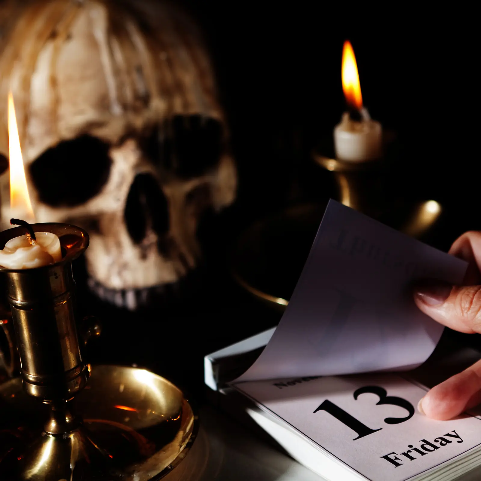 friday's curse - What is the old show about cursed antiques