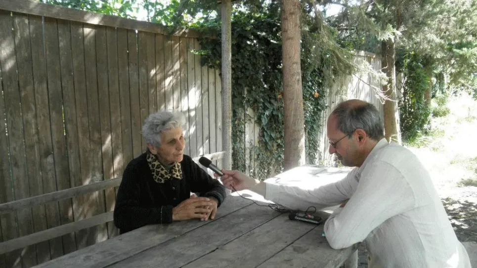 aramaic curses - Why is Aramaic a dead language